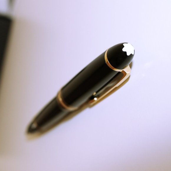 Montblanc Meisterstück Gold-Coated LeGrand Rollerball Pen, Black - Picture 6 of 7